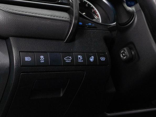 Toyota Camry VIII (XV70) Рестайлинг с пробегом 2021 года, цена 3 700 000 рублей, 45683 км, седан, Автокод Объявления
