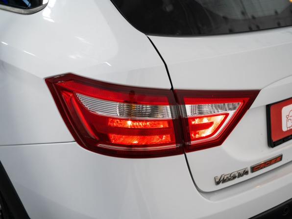Lada (ВАЗ) Vesta I с пробегом 2018 года, цена 1 050 000 рублей, 50317 км, универсал, Автокод Объявления
