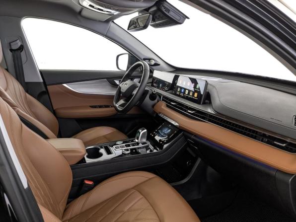 Chery Tiggo 8 Pro e+ с пробегом 2023 года, цена 2 470 000 рублей, 34239 км, внедорожник, Автокод Объявления