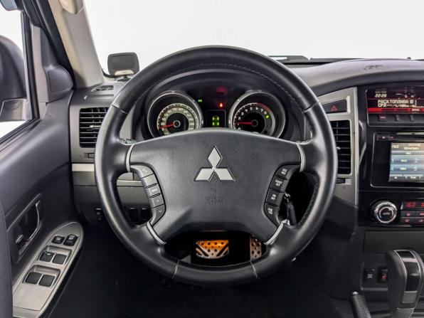 Mitsubishi Pajero IV Рестайлинг 2 с пробегом 2014 года, цена 2 240 000 рублей, 150492 км, внедорожник, Автокод Объявления