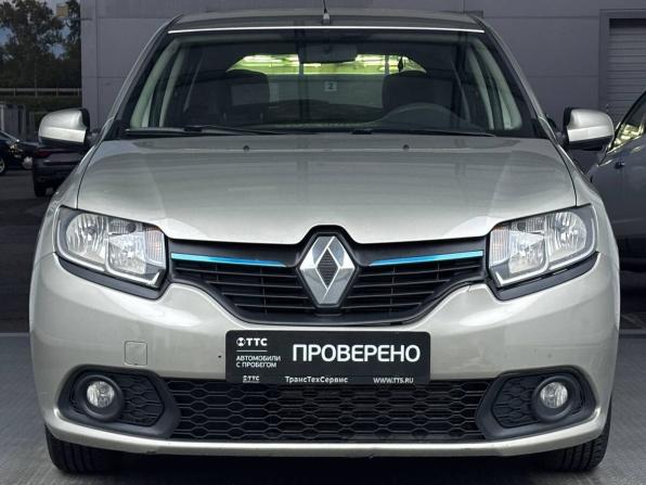 Renault Sandero II с пробегом 2015 года, цена 750 000 рублей, 89426 км, хэтчбек, Автокод Объявления