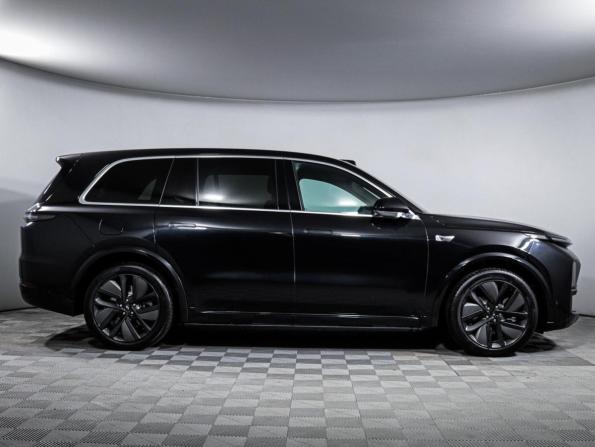 Li Auto (Lixiang) L9 I с пробегом 2023 года, цена 5 750 000 рублей, 58000 км, внедорожник, Автокод Объявления