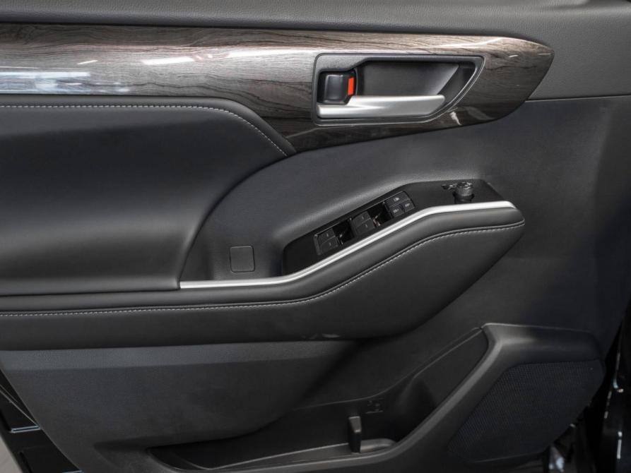 Toyota Highlander IV (XU70) Москва  - изображение 17