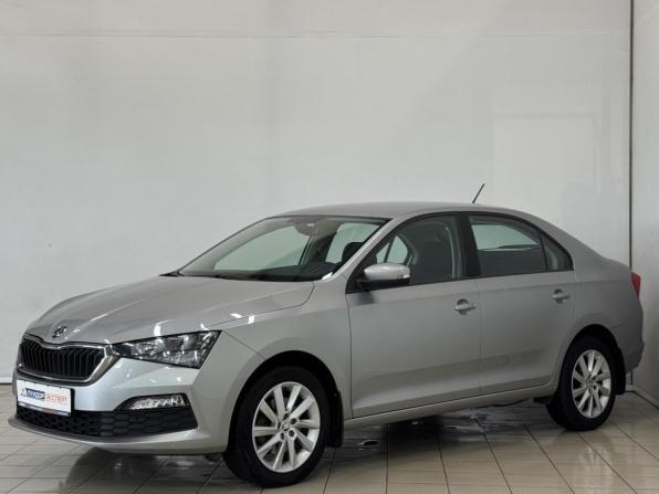 Skoda Rapid II с пробегом 2021 года, цена 1 850 000 рублей, 47084 км, лифтбек, Автокод Объявления