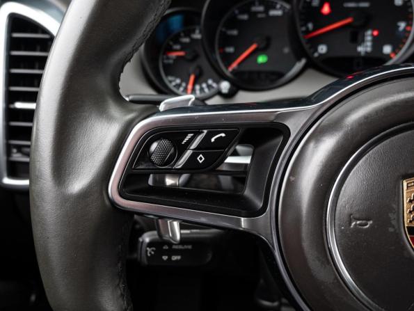 Porsche Cayenne II Рестайлинг (958) с пробегом 2015 года, цена 3 120 000 рублей, 213187 км, внедорожник, Автокод Объявления