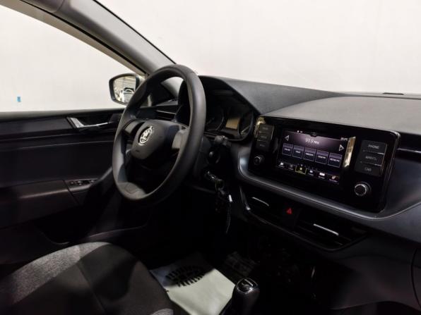 Skoda Rapid I Рестайлинг с пробегом 2020 года, цена 1 770 000 рублей, 36482 км, лифтбек, Автокод Объявления