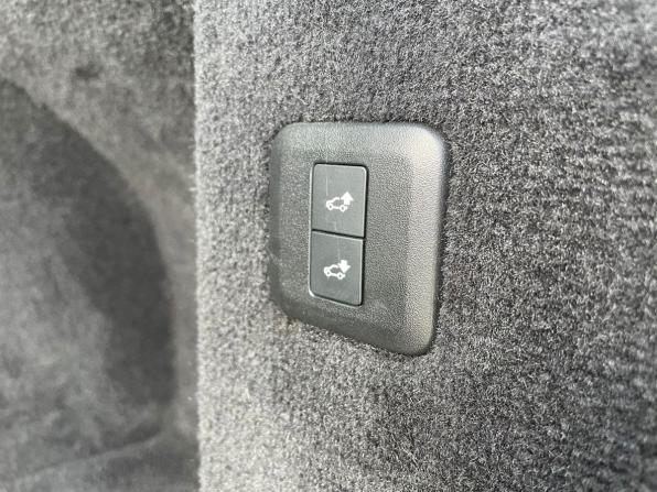 Land Rover Range Rover Sport II Рестайлинг с пробегом 2019 года, цена 4 800 000 рублей, 137221 км, внедорожник, Автокод Объявления