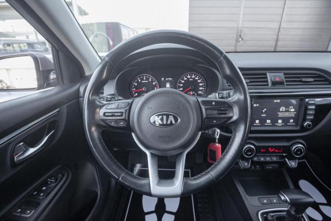 Kia Rio IV с пробегом 2018 года, цена 1 545 000 рублей, 32800 км, хэтчбек, Автокод Объявления
