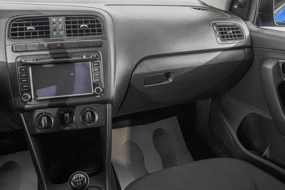 Volkswagen Polo V Рестайлинг Барнаул  - изображение 19