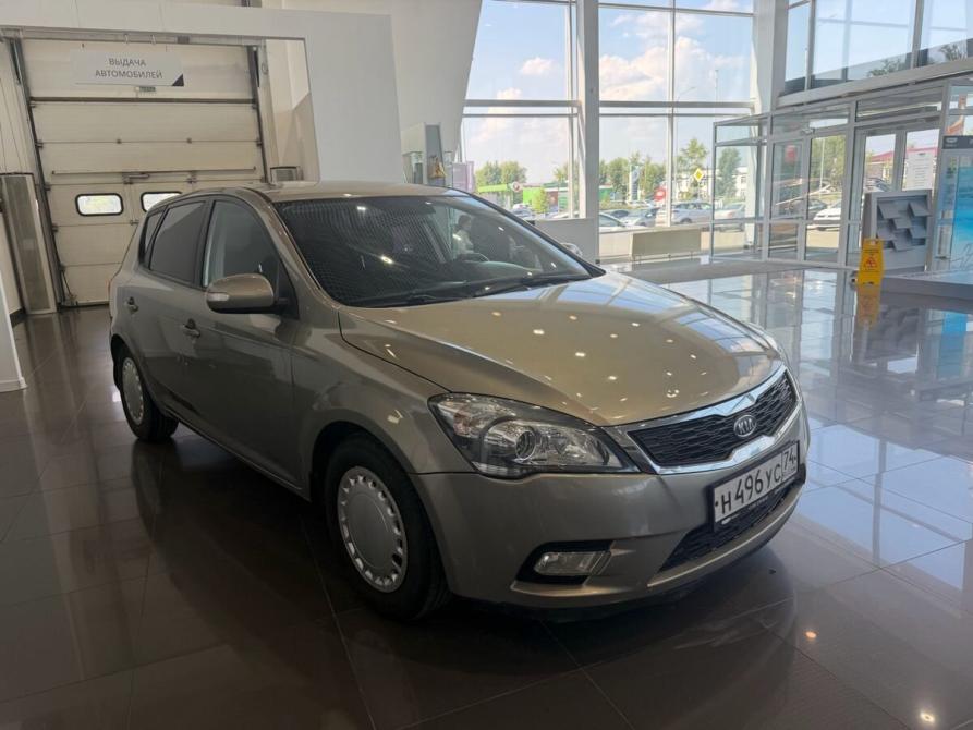 Kia Ceed I Рестайлинг Челябинск  - изображение 1