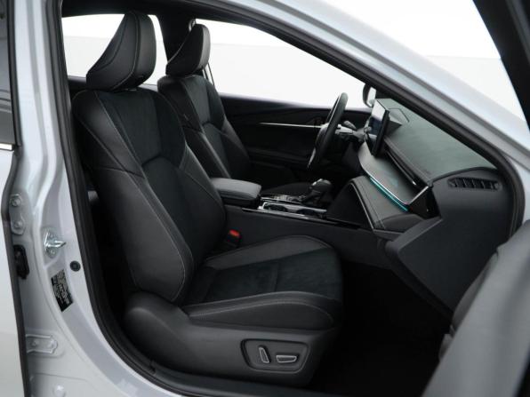 Toyota Camry IX (XV80) China Market с пробегом 2024 года, цена 4 249 999 рублей, 456 км, седан, Автокод Объявления
