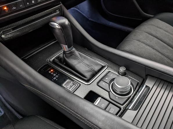Mazda 6 III (GJ) Рестайлинг 2 с пробегом 2020 года, цена 2 280 000 рублей, 99476 км, седан, Автокод Объявления