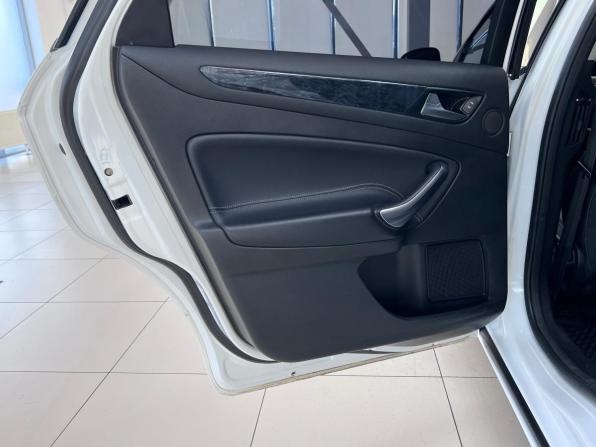 Ford Mondeo IV Рестайлинг с пробегом 2012 года, цена 880 000 рублей, 177669 км, седан, Автокод Объявления