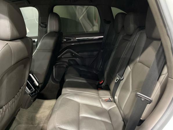 Porsche Cayenne II Рестайлинг (958) с пробегом 2015 года, цена 3 000 000 рублей, 153748 км, внедорожник, Автокод Объявления