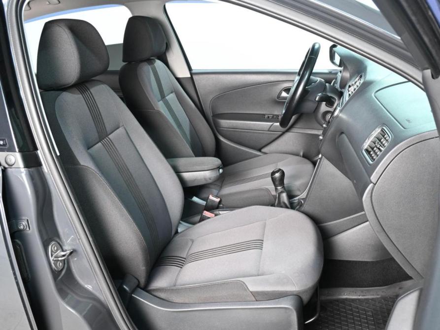 Volkswagen Polo V Рестайлинг Ростов-на-Дону  - изображение 8