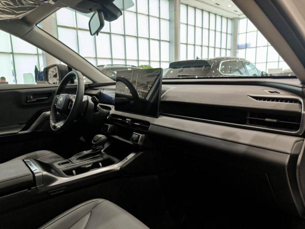 Toyota RAV4 VI (XA60) с пробегом 2025 года, цена 4 450 000 рублей, 20 км, внедорожник, Автокод Объявления