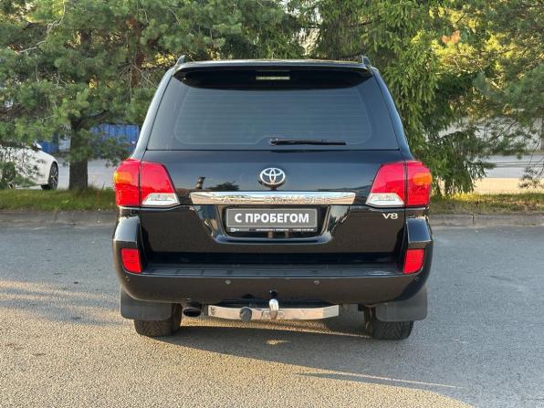Toyota Land Cruiser 200 Series Рестайлинг 1 с пробегом 2013 года, цена 3 719 000 рублей, 209756 км, внедорожник, Автокод Объявления