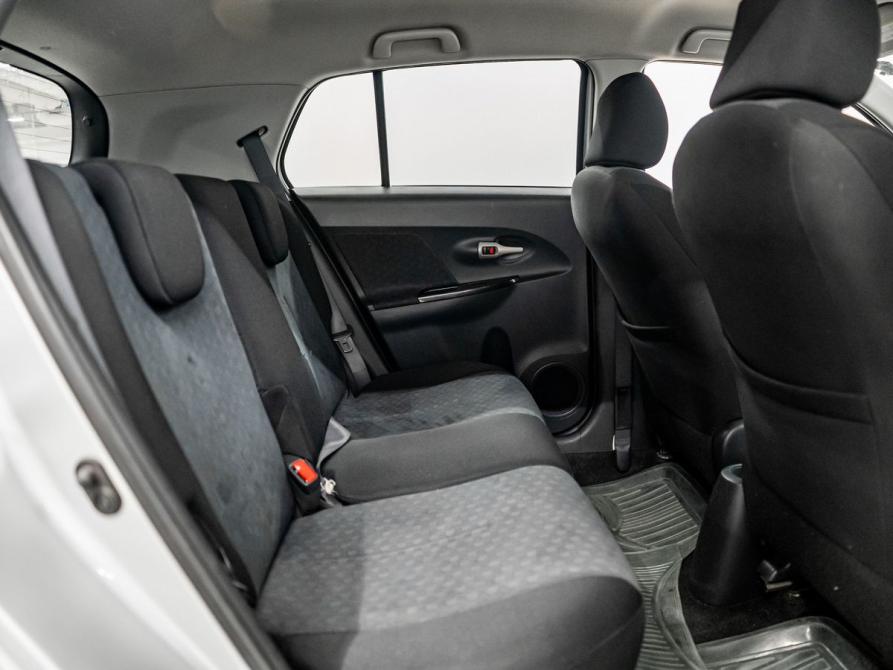 Toyota Ist II Красноярск  - изображение 8