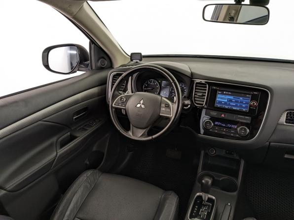 Mitsubishi Outlander III с пробегом 2014 года, цена 2 400 000 рублей, 43000 км, внедорожник, Автокод Объявления