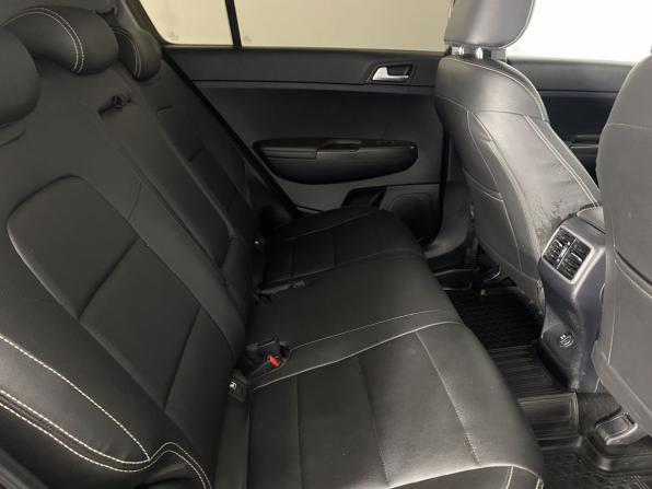 Kia Sportage IV Рестайлинг с пробегом 2018 года, цена 1 950 000 рублей, 106860 км, внедорожник, Автокод Объявления