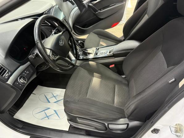 Hyundai i40 I с пробегом 2015 года, цена 1 360 000 рублей, 204877 км, седан, Автокод Объявления