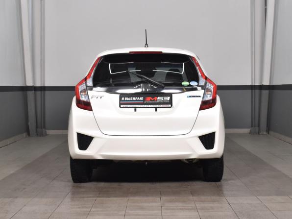Honda Fit III с пробегом 2016 года, цена 1 099 995 рублей, 84118 км, хэтчбек, Автокод Объявления