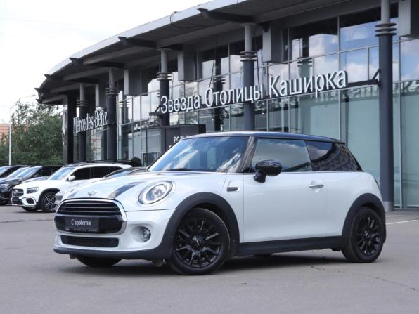 Mini Hatch III (F55/F56) Рестайлинг 2 с пробегом 2021 года, цена 2 670 000 рублей, 36050 км, хэтчбек, Автокод Объявления