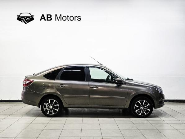 Lada (ВАЗ) Granta I Рестайлинг с пробегом 2021 года, цена 780 000 рублей, 57970 км, лифтбек, Автокод Объявления