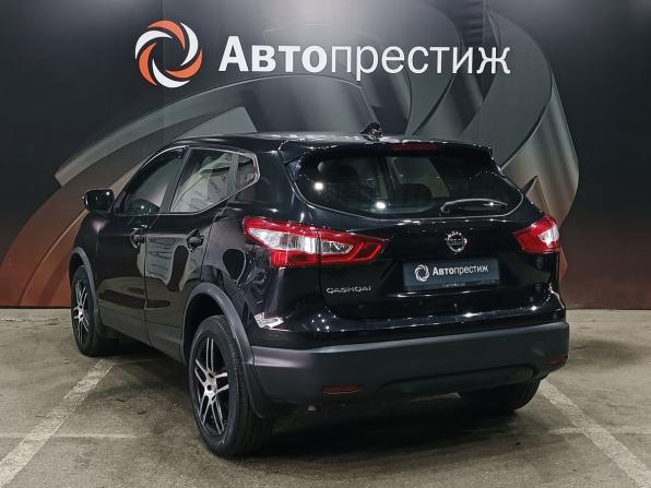 Nissan Qashqai II с пробегом 2017 года, цена 1 575 000 рублей, 118500 км, внедорожник, Автокод Объявления