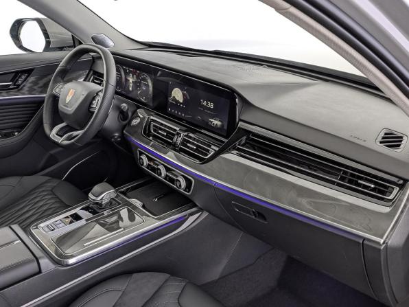 Hongqi HS5 I Рестайлинг с пробегом 2024 года, цена 3 525 000 рублей, 5234 км, внедорожник, Автокод Объявления