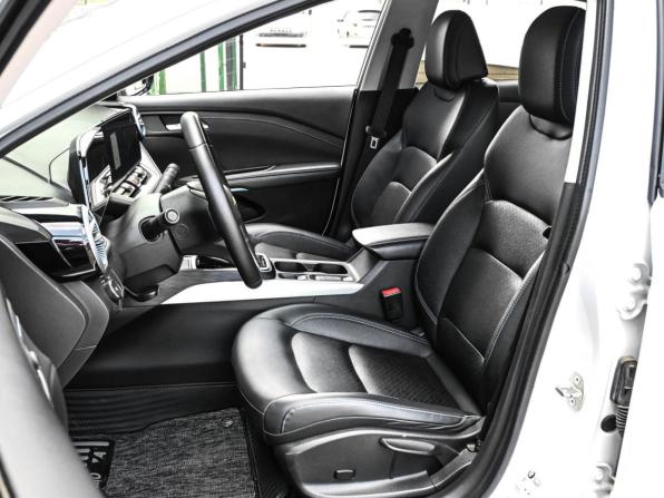Chevrolet Monza II Рестайлинг с пробегом 2023 года, цена 1 679 000 рублей, 43943 км, седан, Автокод Объявления