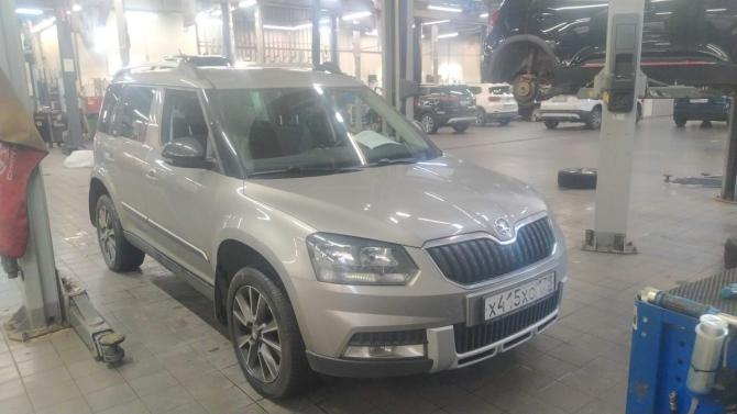 Skoda Yeti I Рестайлинг с пробегом 2017 года, цена 1 411 000 рублей, 72163 км, внедорожник, Автокод Объявления