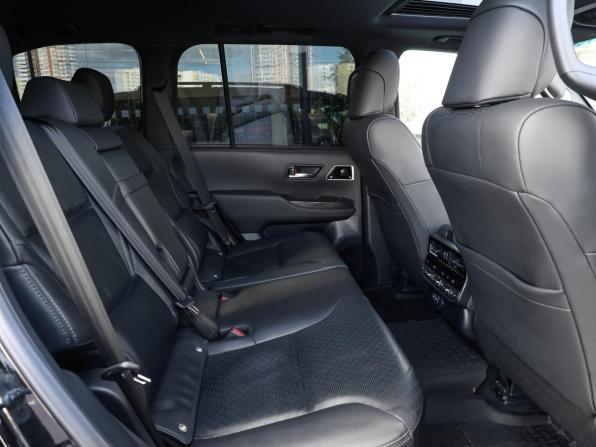 Toyota Land Cruiser 300 Series с пробегом 2022 года, цена 7 998 000 рублей, 146306 км, внедорожник, Автокод Объявления
