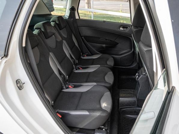 Peugeot 308 I Рестайлинг с пробегом 2012 года, цена 540 000 рублей, 216767 км, универсал, Автокод Объявления