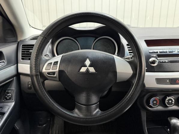 Mitsubishi Lancer X Рестайлинг с пробегом 2011 года, цена 750 000 рублей, 290330 км, седан, Автокод Объявления