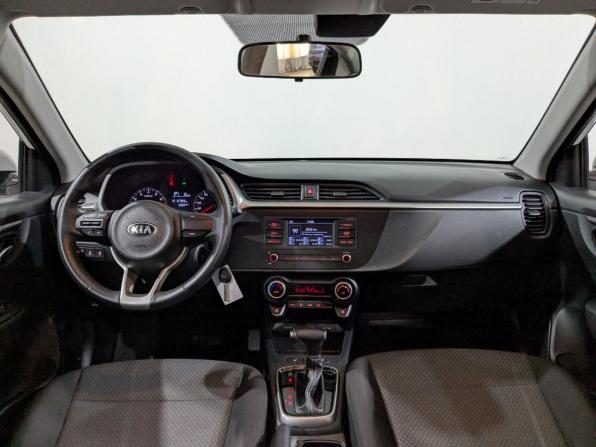 Kia Rio IV Рестайлинг с пробегом 2021 года, цена 1 725 000 рублей, 35810 км, седан, Автокод Объявления