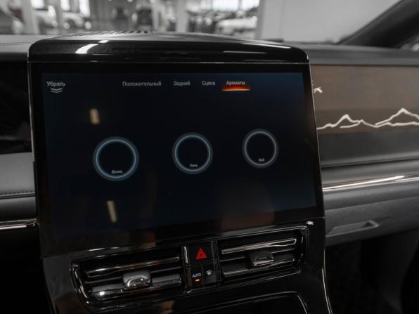 GAC M8 с пробегом 2024 года, цена 4 250 000 рублей, 49874 км, минивэн, Автокод Объявления