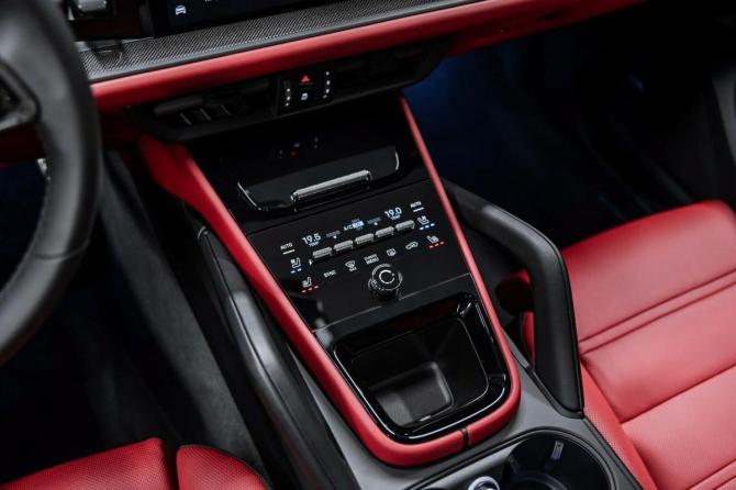 Новый Porsche Cayenne III Рестайлинг 2025 года, цена 22 700 000 рублей, внедорожник, Автокод Объявления