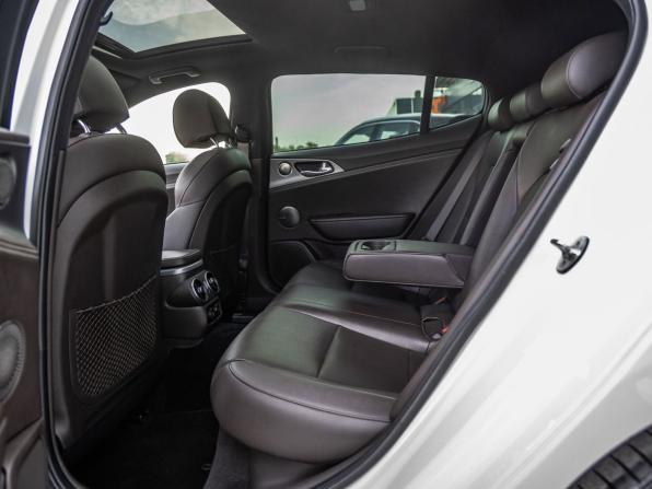 Kia Stinger I с пробегом 2018 года, цена 2 398 000 рублей, 152257 км, лифтбек, Автокод Объявления