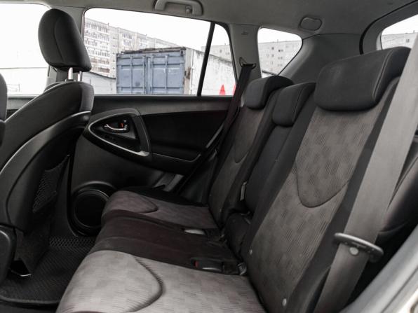 Toyota RAV4 III (XA30) Рестайлинг с пробегом 2010 года, цена 1 100 000 рублей, 249002 км, внедорожник, Автокод Объявления