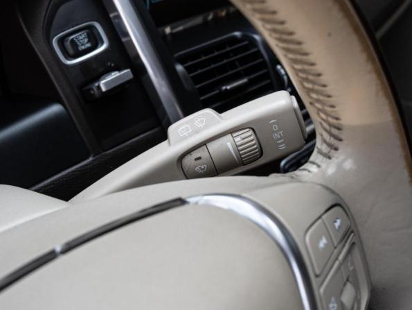 Volvo XC60 I с пробегом 2012 года, цена 1 500 000 рублей, 260008 км, внедорожник, Автокод Объявления