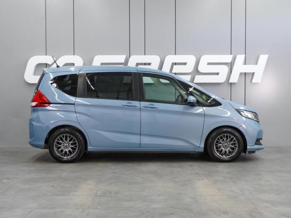 Honda Freed II Рестайлинг с пробегом 2020 года, цена 1 649 000 рублей, 126756 км, компактвэн, Автокод Объявления