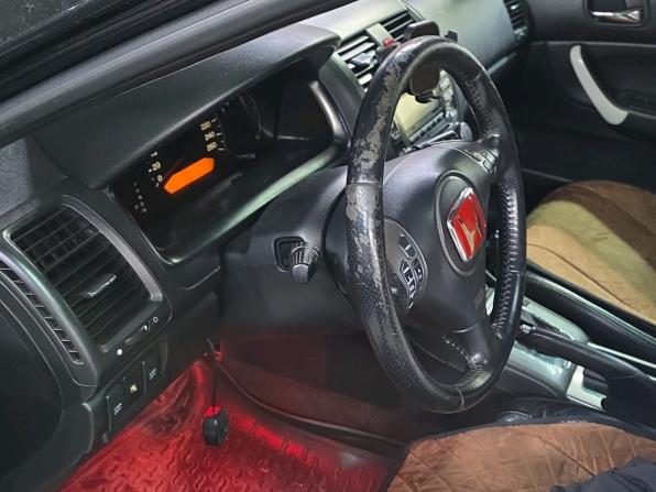 Honda Accord VII Рестайлинг с пробегом 2008 года, цена 929 000 рублей, 240000 км, седан, Автокод Объявления