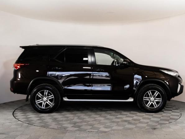 Toyota Fortuner II с пробегом 2018 года, цена 3 675 000 рублей, 93967 км, внедорожник, Автокод Объявления