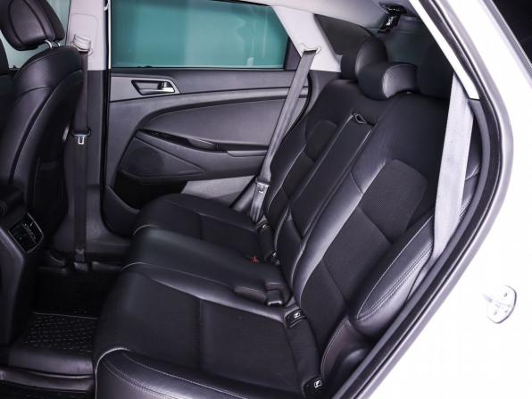 Hyundai Tucson III с пробегом 2015 года, цена 1 780 000 рублей, 132000 км, внедорожник, Автокод Объявления