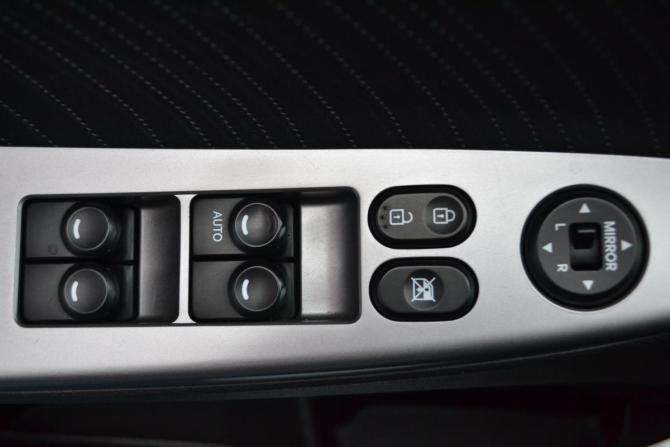 Hyundai Solaris I Рестайлинг с пробегом 2015 года, цена 940 000 рублей, 101658 км, седан, Автокод Объявления