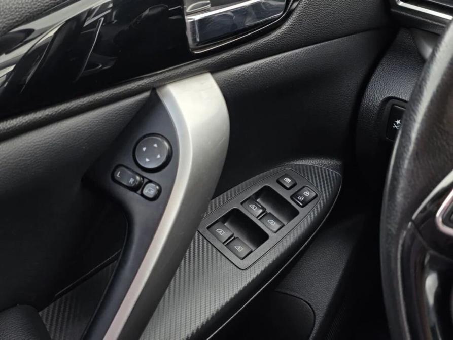 Mitsubishi Eclipse Cross I Санкт-Петербург  - изображение 17