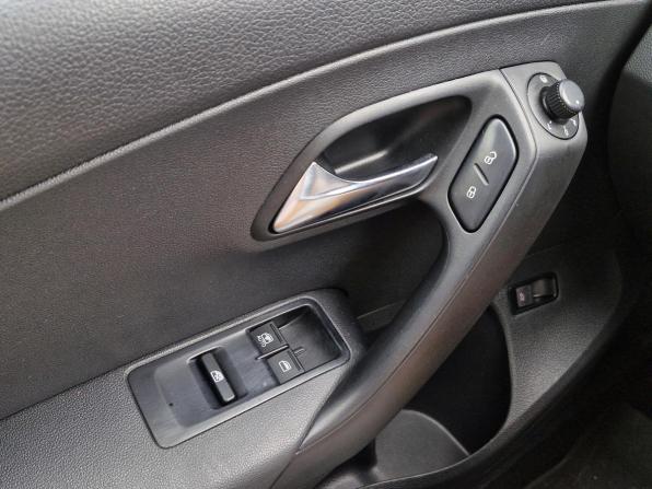 Volkswagen Polo V с пробегом 2013 года, цена 799 000 рублей, 175893 км, седан, Автокод Объявления