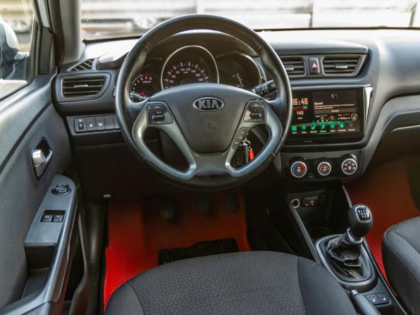 Kia Rio III Рестайлинг с пробегом 2016 года, цена 948 000 рублей, 158087 км, седан, Автокод Объявления