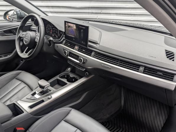 Audi A4 allroad V (B9) Рестайлинг с пробегом 2020 года, цена 4 275 000 рублей, 37039 км, универсал, Автокод Объявления